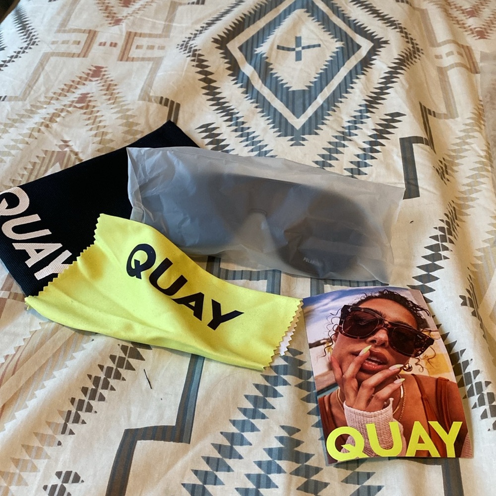 Quay polarized sunglasses